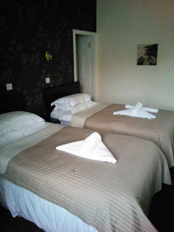 The Market Inn Hotel Касъл Дъглас Екстериор снимка